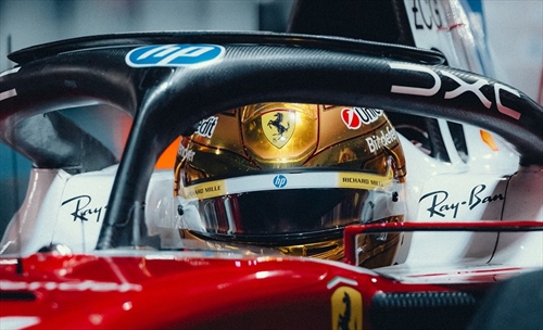 Hamilton throws away Singapore podium after ignoring Ferrari strategy