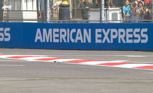 Baku, red flag during FP1 due to curb issues, an old problem that resurfaces - Baku, red flag during FP1 due to curb issues, an old problem that resurfaces