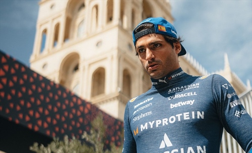 Carlos Sainz and the rain dance - Carlos Sainz and the rain dance