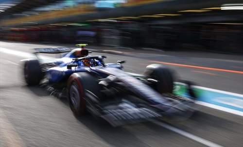 Carlos Sainz and the rain dance
