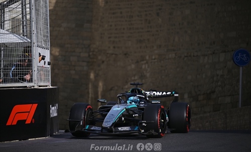 Azerbaijan GP qualifying: Russell storms to pole as Antonelli crashes out - Azerbaijan GP qualifying: Russell storms to pole as Antonelli crashes out