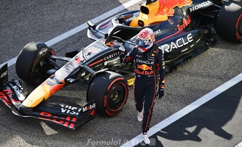 Verstappen dominates in Austin: pole secured despite a small mistake in his Q3 out lap
