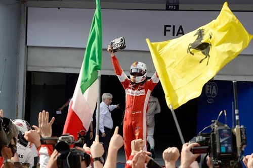 Foto Vettel S.